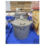 Vintage Presurew Cookers