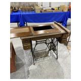 Sewing cabinet