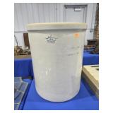 15 Crown Crock