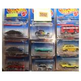 9 Hot Wheels: London Bus, London Taxi, Ferrari
