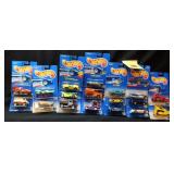 18 Hot Wheels: Tractor, Bulldozer, Custom