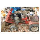 Wheel Horse Lawn Tractor