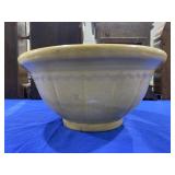 Yellow Ware ï¿½Has Chipsï¿½
