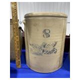 8 Gallon Crock ï¿½Chipped and Crackedï¿½