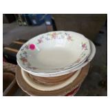 Vintage Plates & Bowls