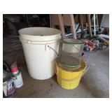 Minnow Bucket & 5 Gallon Bucket