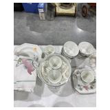 Floral Dish Set