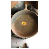 (Wagner #8 skillet)