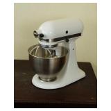 Kitchen Aid stand mixer- Classic
