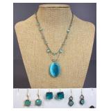 Costume Jewelry - Necklace & Earrings  4pc