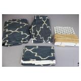 Fabric Pieces & Trim 4pc