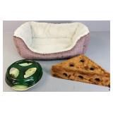 Petco Pet Bed/Cat Toys 3pc