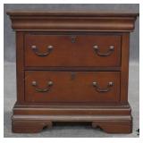 Broyhill 2-Drawer Nightstand