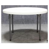Lifetime Folding Round Table