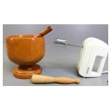 Wood Mortar & Pestle/Hand Mixer