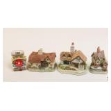 David Winter Cottages Collectible Figurines / 4 pc