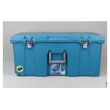 Sterlite Rolling Footlocker