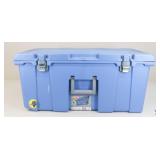 Sterlite Rolling Footlocker