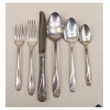 Rogers Brothers 'Daffodil' 36pc Flatware Set