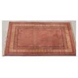 8'1' x 11'4' Area Rug