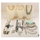 Fashion / Costume Necklaces - 23 pc