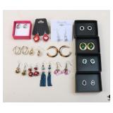 Fashion Earrings / 14 pc