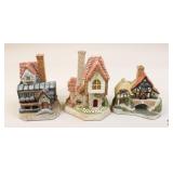 David Winter Cottage Figurines / 3 pc