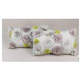 Pair of Floral Accent Pillows