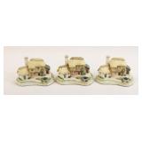 David Winter Cottage Figurines / 3 Pc