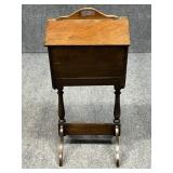 Vintage Sewing/Knitting Stand