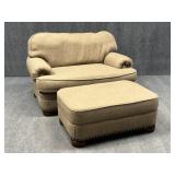 Gallery Furniture Mayo Chair & Ottoman