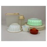 Vintage Tupperware / 7 pc