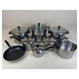 Farberware Cookware / 8 pc