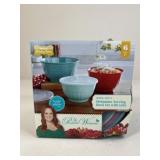 Pioneer Woman Melamine Bowls w/ Lids NIP