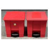 2 Rubbermaid Step On Trashcans