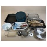 Kitchen Assortment: Cordon Bleu, Pyrex +