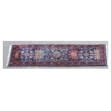 2' 8' x 8' 8' Runner Style Rug