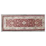 2' 4' x 6' 10' Runner Style Rug