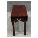 Drop Leaf Side Table w / Drawer