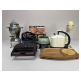 Assorted Kitchen Appliances / 9 pc