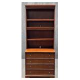 Filing Cabinet w / Hutch
