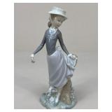 Llardo "Young Lady In Trouble" Porcelain Figure