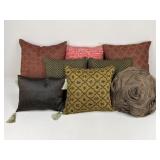 Accent Pillows / 8 pc