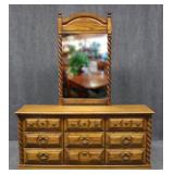 Dresser w / Mirror