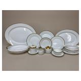 Noritake Goldena China / 41 pc