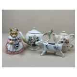 Tea Pots & Creamer / 4 pc