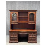 Lighted Desk w / Hutch