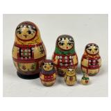 Nesting Dolls / 6 pc