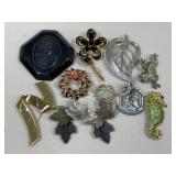 Assorted Brooches /11 pc
