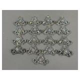 Crown Brooches / 17 pc